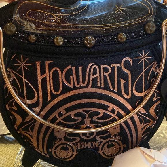 Fred Segal HARRY POTTER Crossbody! - Picture 7 of 9